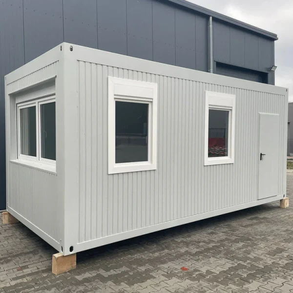 Contenedor oficina de 6,75 × 2,42 M ( Ref: 2350 )